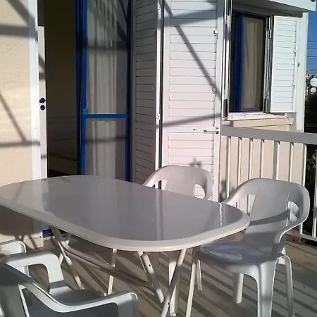 Quiet Floor One Bedroom In Pyla Near Apartment Oroklini